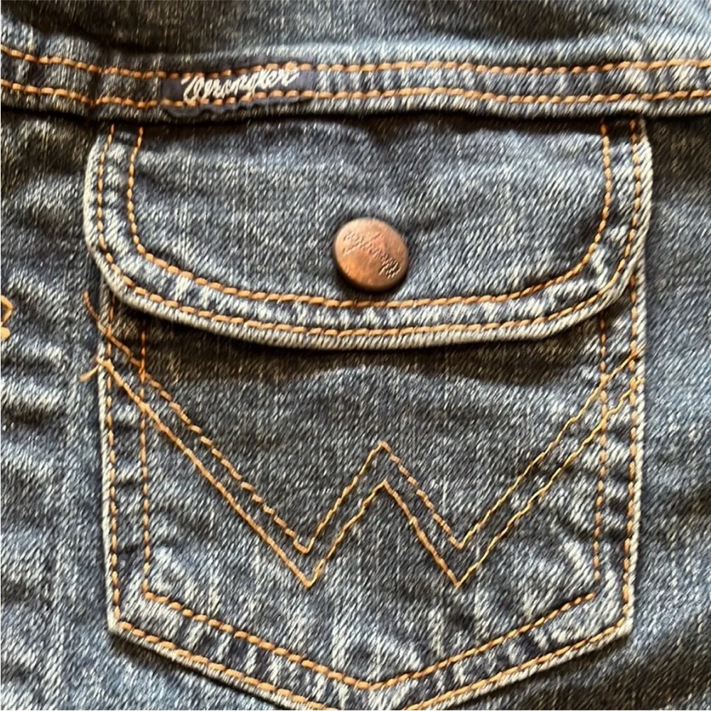 NWT Wrangler x Modcloth Dependable Denim Jacket - Picture 13 of 16